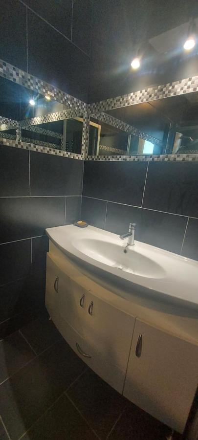 Maison Familiale Au Calme Avec Piscine Securisee Holiday home